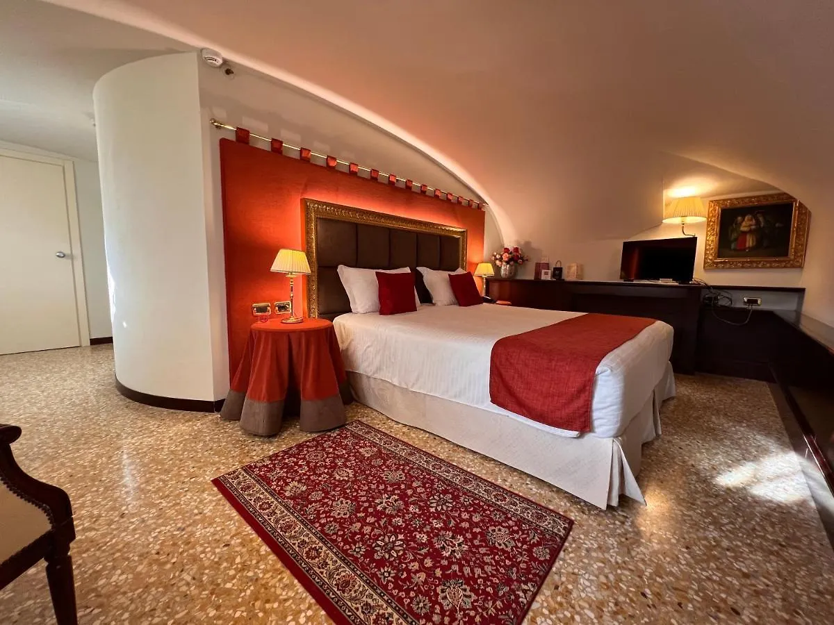 Ruzzini Palace Hotel Veneza 4*,
