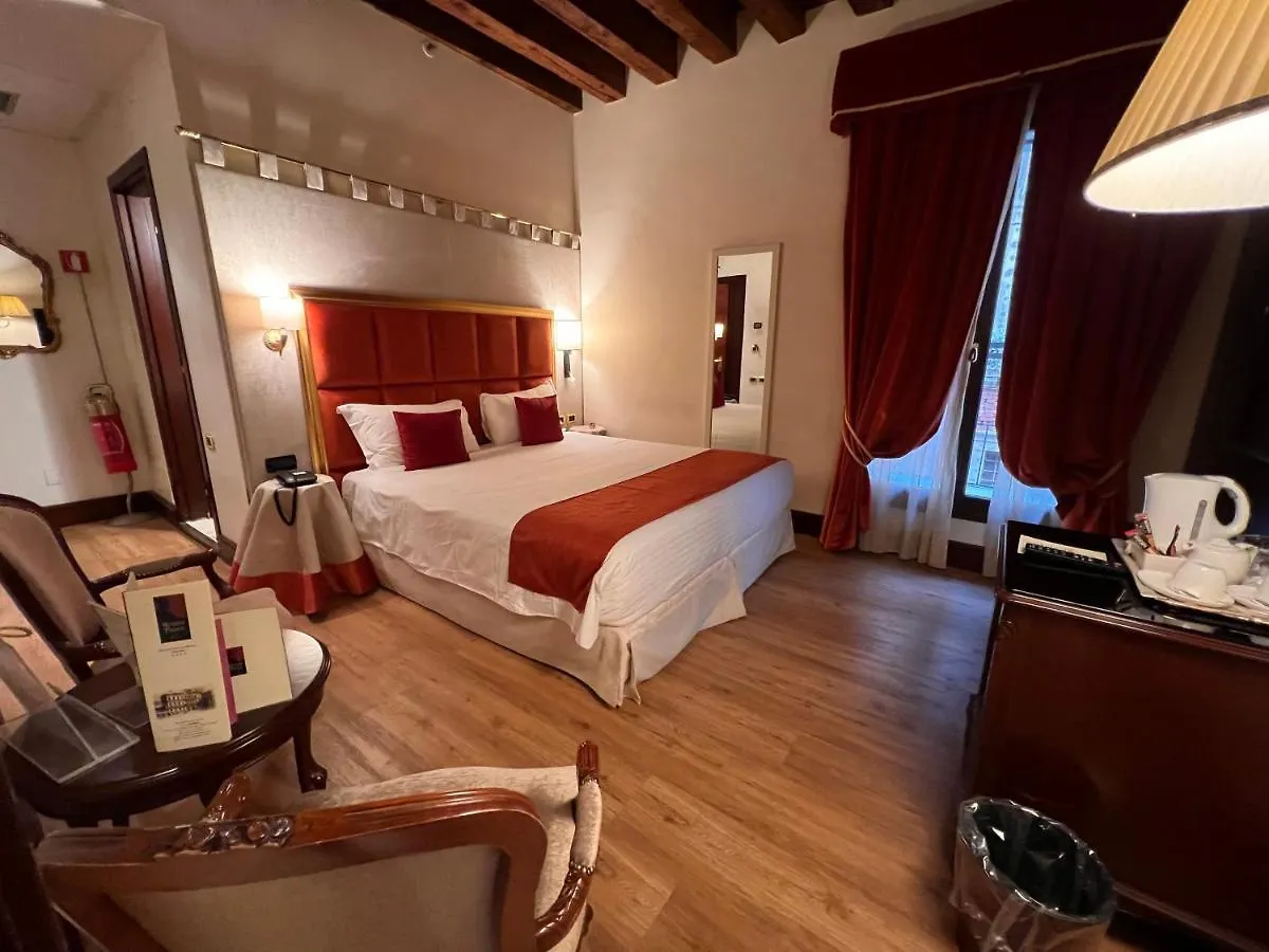 Ruzzini Palace Hotel Veneza
